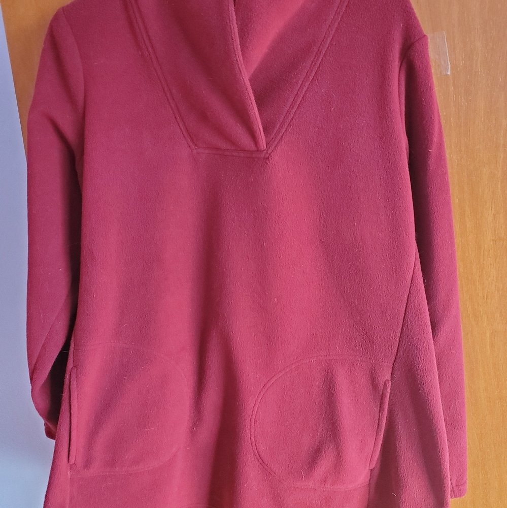 Fleece pullover